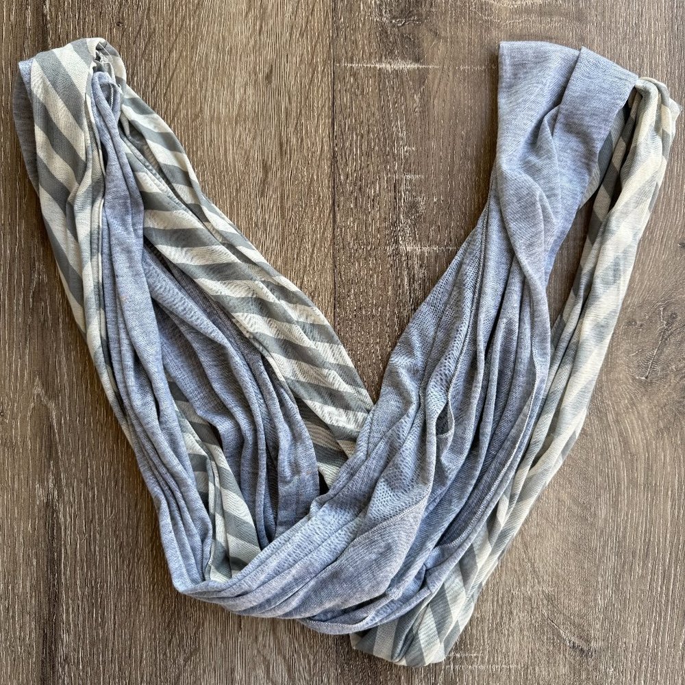 Miley Cyrus Dual Infinity Scarf